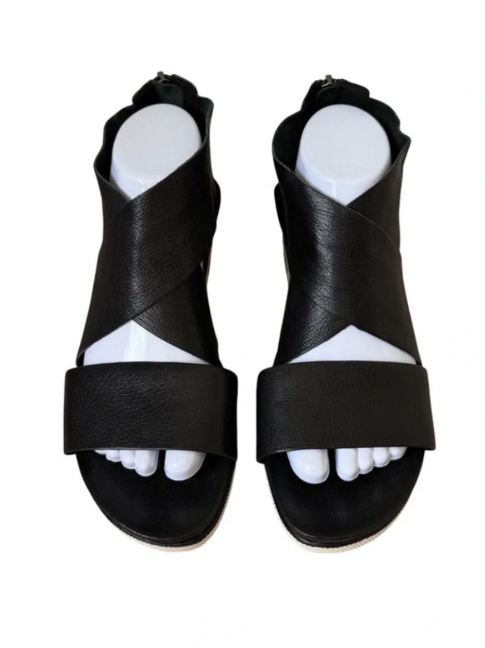 Eileen Fisher Sport Platform Sandal 8 (fits like an 8.5)